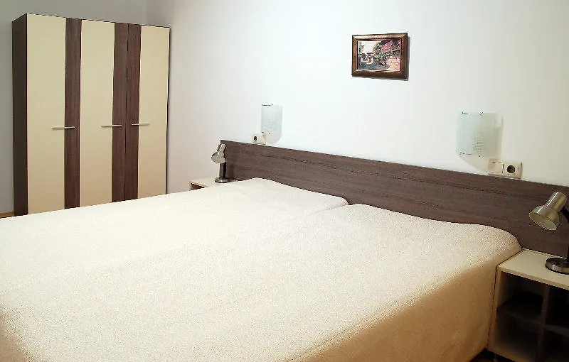 Mountain Paradise By The Walnut Trees - Free Wellness Bansko Apartahotel