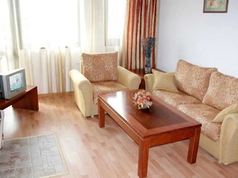 **** Aparthotel Mountain Paradise By The Walnut Trees - Free Wellness Bansko Bulgaria