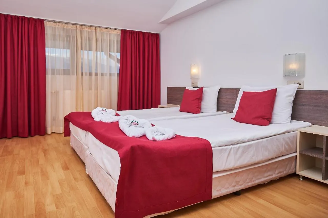 Mountain Paradise By The Walnut Trees - Free Wellness Bansko 4*,