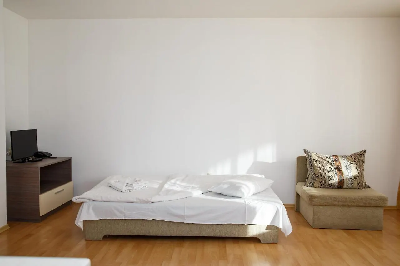 **** Aparthotel Mountain Paradise By The Walnut Trees - Free Wellness Bansko Bulgaria