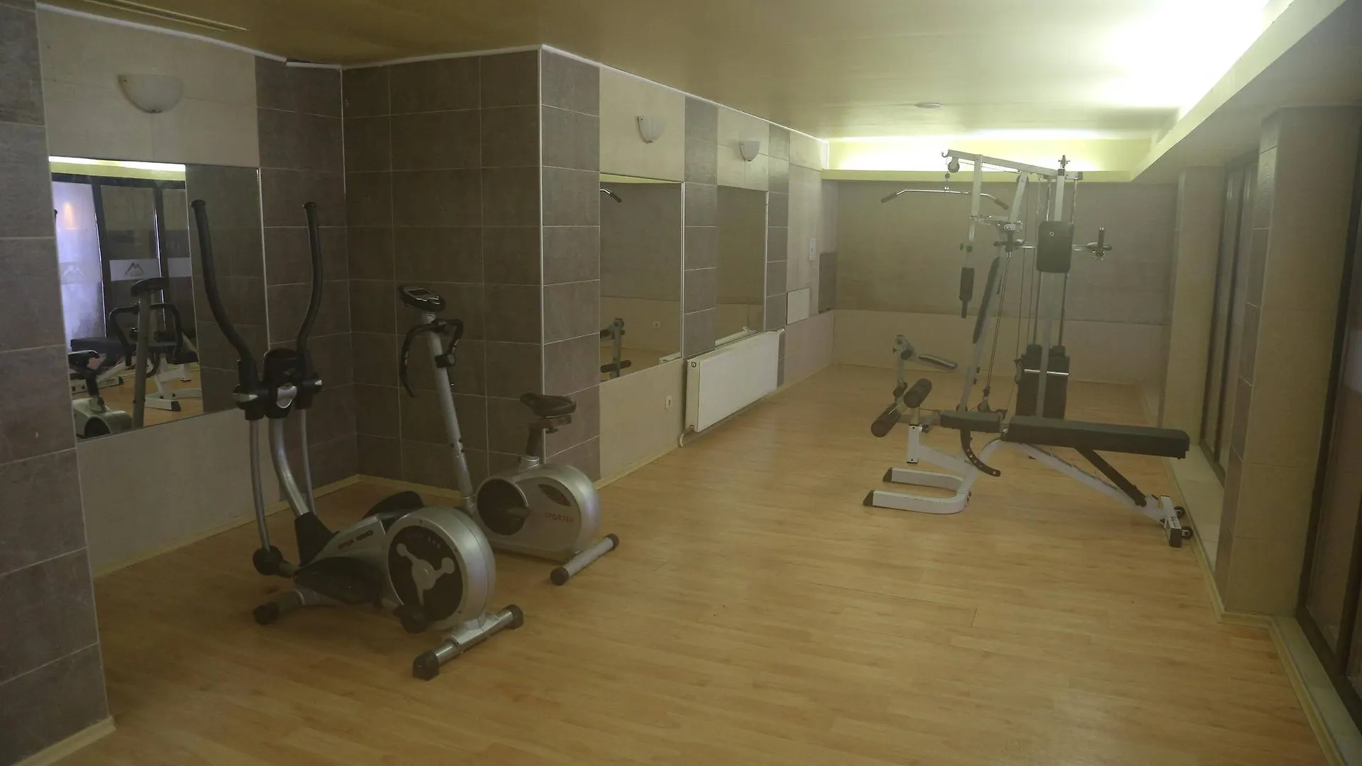 Mountain Paradise By The Walnut Trees - Free Wellness Μπάνσκο
