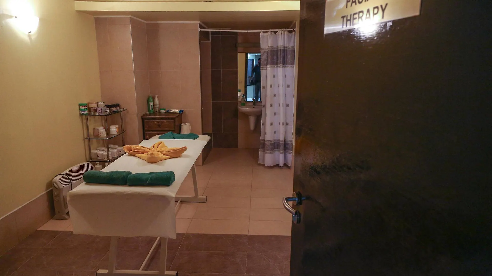 Mountain Paradise By The Walnut Trees - Free Wellness Bansko Lägenhetshotell